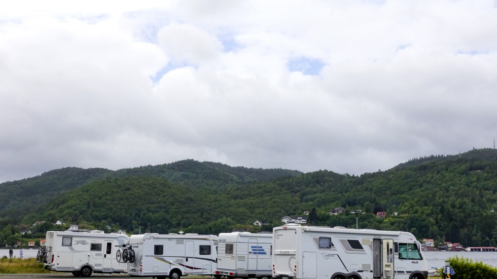 Ställplatser för husbilar används som campingplatser, anser insändarskribenten. 