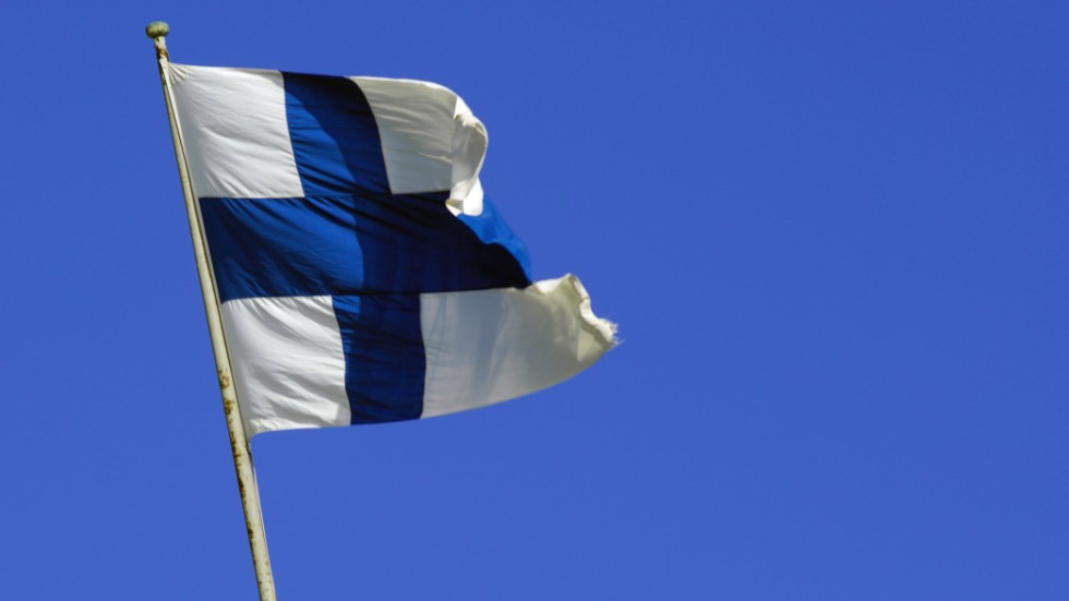 Finska flaggan vajade vid Länsstyrelsen i går. Undrade du varför? I artikeln här nedan finns svaret. 