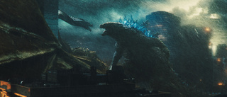 "Godzilla" med Skarsgård flyttas närmare