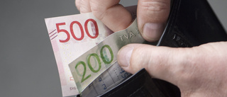Två personer lurade i Eskilstuna: sålde mobiltelefon – fick betalt i falska sedlar