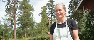 Hon står bakom nya cafésatsningen i Vimmerby • Sommarcaféet blir permanent • "Känns både spännande och nervöst"