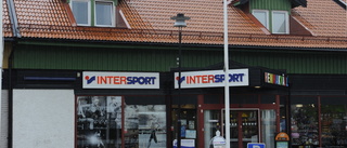 Intersport lägger ner minst tolv butiker