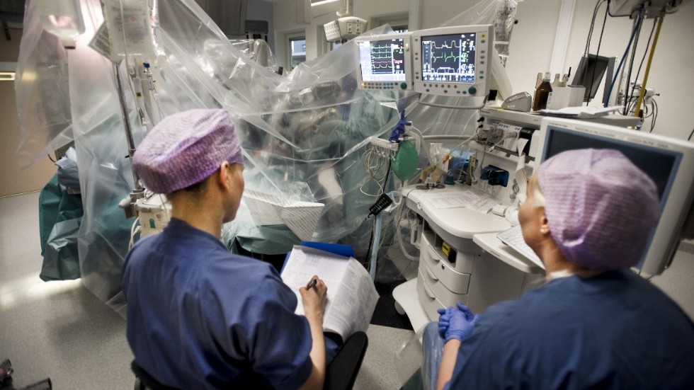 Operationsköerna för prostatapatienter är alldeles för långa, säger en verksamhetschef på Mälarsjukhuset. Bilden är från ett annat sjukhus.