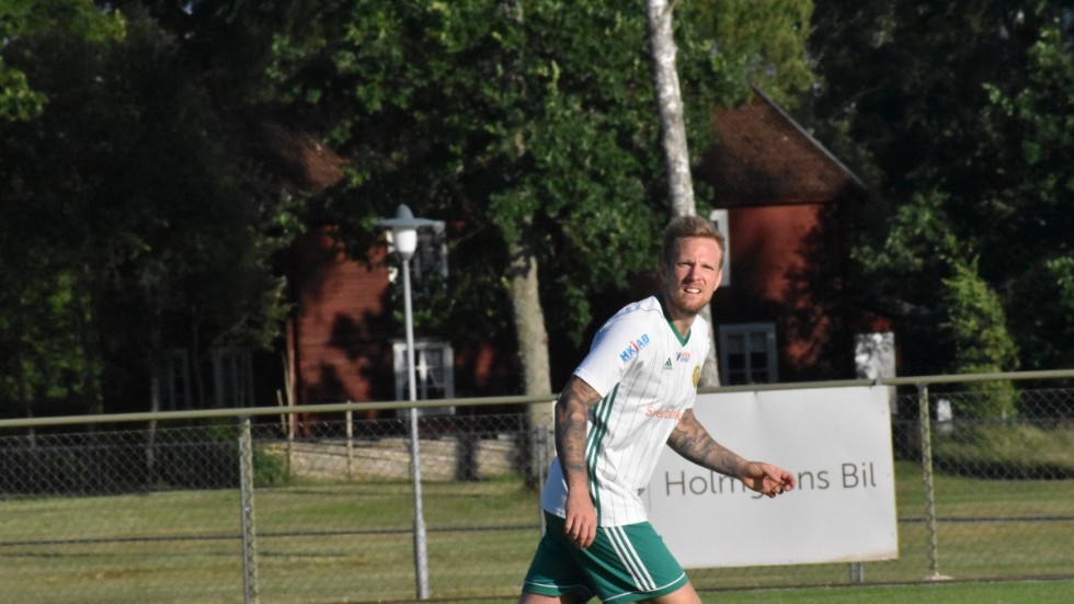 HFK-backen Alexander Gustafsson tar plats i elvan efter sin insats mot Djursdala.