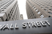 Wall Street vände till minus