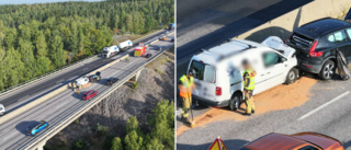 Förare misstänks för brott efter kökrock på E4