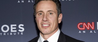 Chris Cuomo stämmer CNN för smutskastning