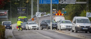 Långa köer när Västerleden stängdes: "Det är kaos"