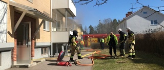 Lägenhet förstörd efter brand