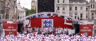 EM-hjältarna hyllas på Trafalgar Square