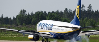 Ryanair sjunker trots höjd prognos