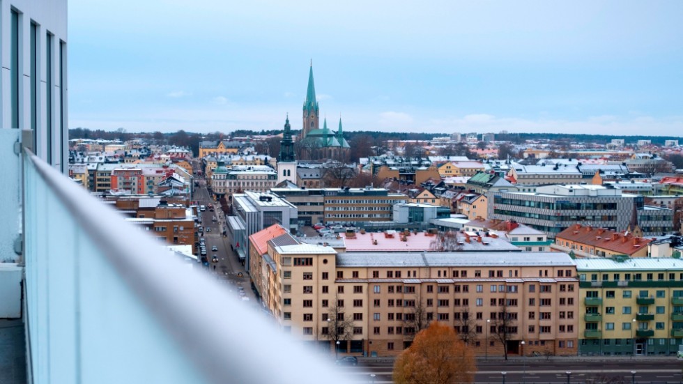 Domkyrkan i Linköping ska restaureras, och kommer att kläs in i byggnadsställningar under tre års tid – något som förändrar Linköpings stadsbild.