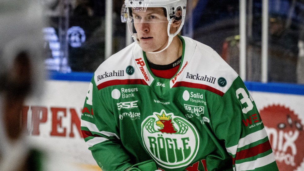 Adam Edström satte två mål för Rögle när Ängelholmsklubben vann hemma mot Frölunda. Arkivbild.