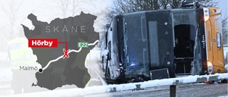 Bussolycka i Hörby – en livshotande skadad