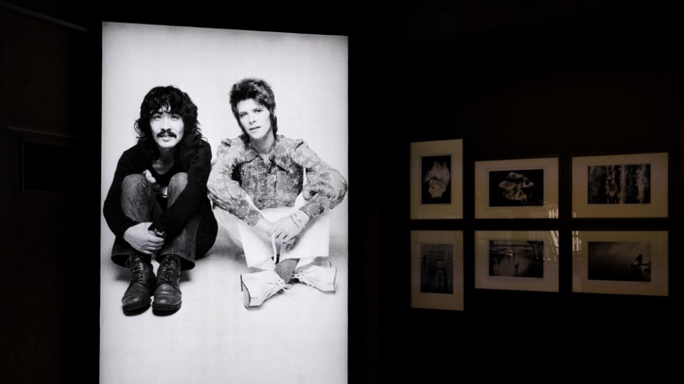 Den fotografen Masayoshi Sukita och David Bowie träffade i början av 1970-talet och samarbetade i 40 år.