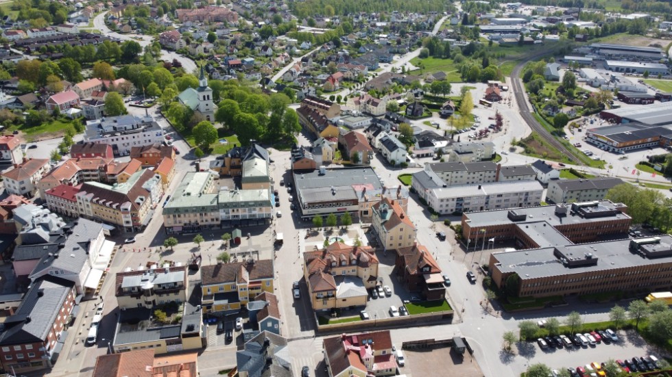 Snart blir det gångfartsområde på flera gator omkring torget i Vimmerby, vilket påverkar fordonstrafiken.