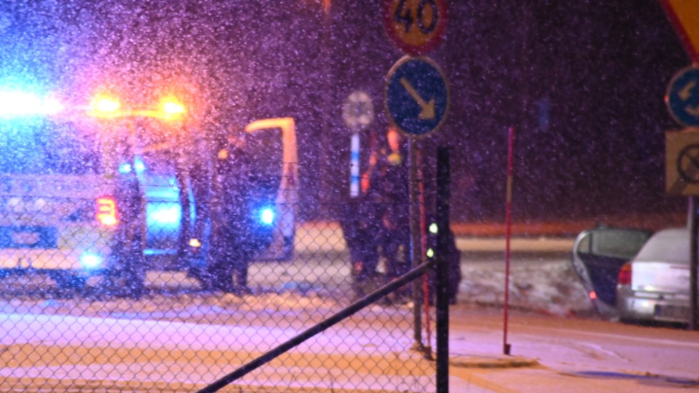Polisinsats vid Haningeleden. 