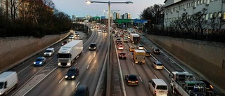 Dödstalen i trafiken minskar