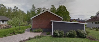 Nya ägare till 60-talshus i Vimmerby - 2 550 000 kronor blev priset