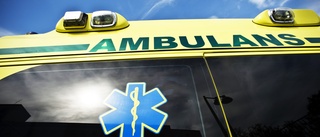 Lastbilschaufför skadade benet i arbetsplatsolycka – svimmade av tre gånger innan ambulansen kom
