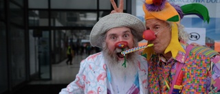 Clownerna välkomnar flyktingar: "Ger trygghet"