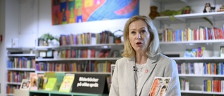 Kulturministern lovar lyft för biblioteken