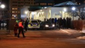 Storbråk vid moskén i Uppsala – försökte köra över person