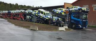 Polisen packar ihop efter toppmötet – polisbilarna lastas