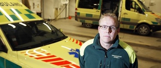 Ambulanspersonal nobbar skyddsmaskförbud
