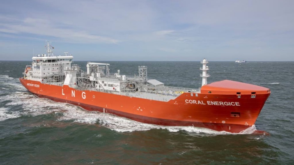 Fartyg som transporter Liquefied Natural Gas (LNG) är en bärande del av innehållet i debattartikeln här nedan.