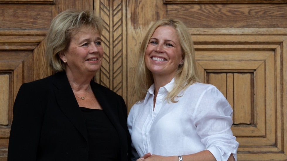 Linköpingslistans skolpolitiker Cecilia Helber och Maria Esbjörnsson Lakatos.