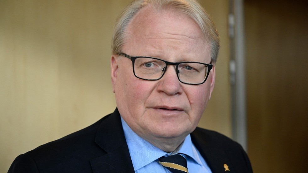 Försvarsminister Peter Hultqvist (S) efter riksdagsdebatten om ett svenskt medlemskap i Nato.