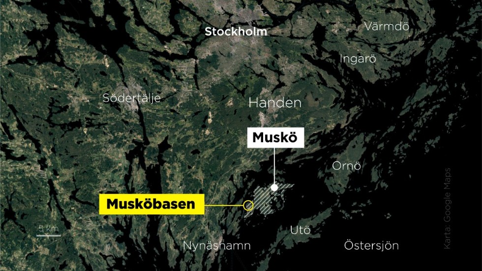 Musköbasen ligger i Haninge kommun, söder om Stockholm.