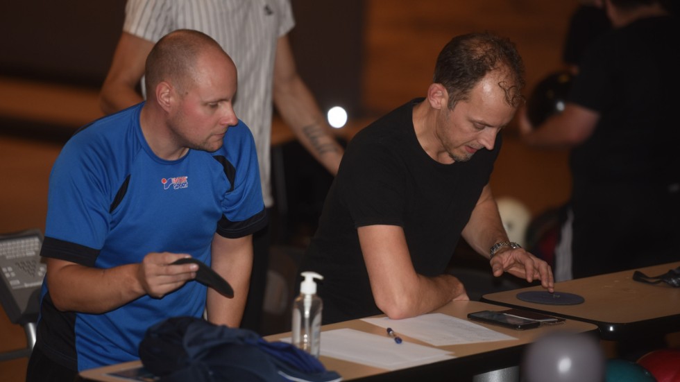 Tobias Asklöf och Morgan Holmström har hand om laguttagningen i VBK.