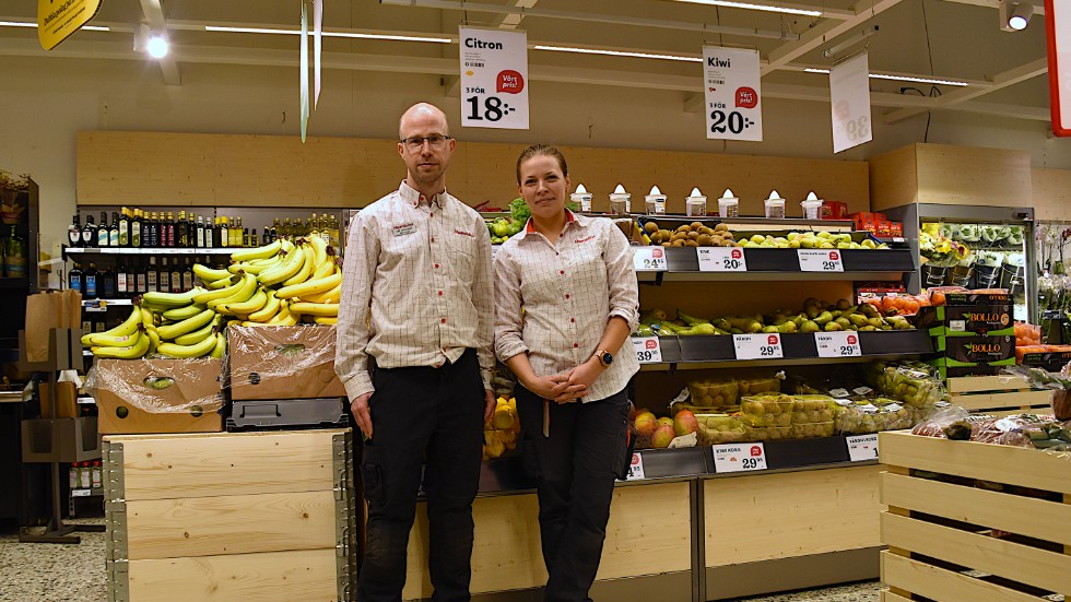 Leif Johansson och Johanna Andersson, butikschefer på Hemköp Kisa.