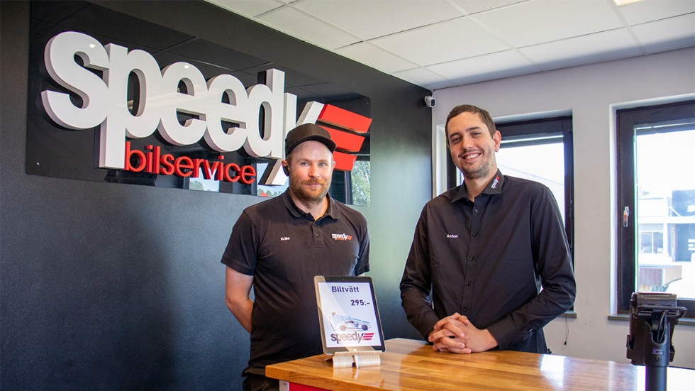  — Speedy är den bilverkstadskedja som har högst betyg på Reco.se, och enligt dem är vi Sveriges mest omtyckta bilverkstadskedja, menar Anton Golbraikh, verkstadschef på Speedy Bilservice i Eskilstuna. 
