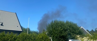 Husbilsbrand spred sig till villa