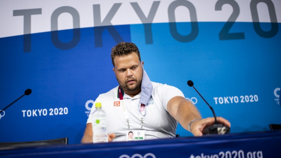 Daniel Ståhl under en pressträff i OS-byn.