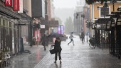 Meteorologen: Survädret väntas fortsätta under helgen • Här var regnet som värst