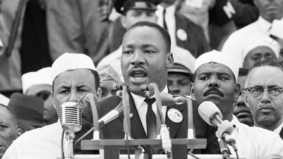 Insändarskribenten vill att vi ska ifrågasätta negativismen och hänvisar till Martin Luther King.