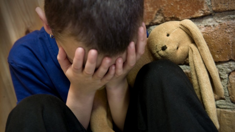 Vart tredje barn utsätts för misshandel.
