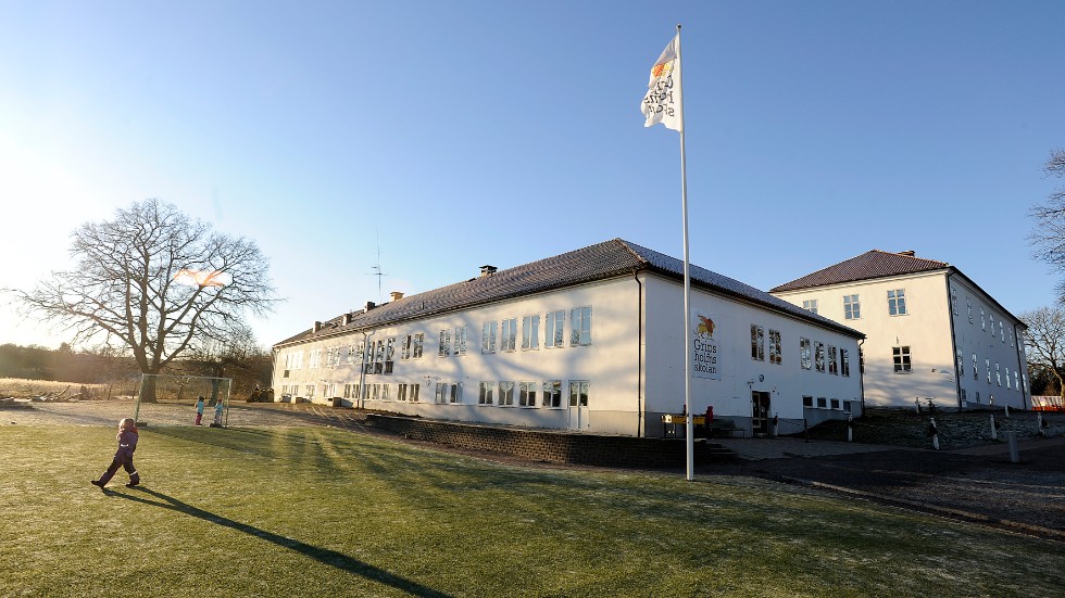 Gripsholmsskolan är en av skolorna i Strängnäs kommun. Andelen nior som uppfyllt kunskapskraven i samtliga ämnen är här högre än i till exempel Åkerskolan. Även Eskilstuna har liknande betygsskillnader. 