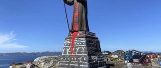 Symboltyngd staty får stå kvar i Nuuk