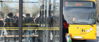 Bussar fylls bara till 25 procent - många blir frånåkta