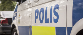 34-åring misstänks ha sparkat polis 