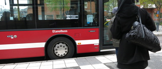 Busschaufför körde på kvinna – frias från smitning