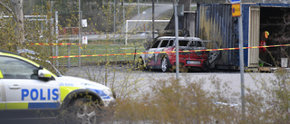 Offret hittades i utbränd bil – man frias