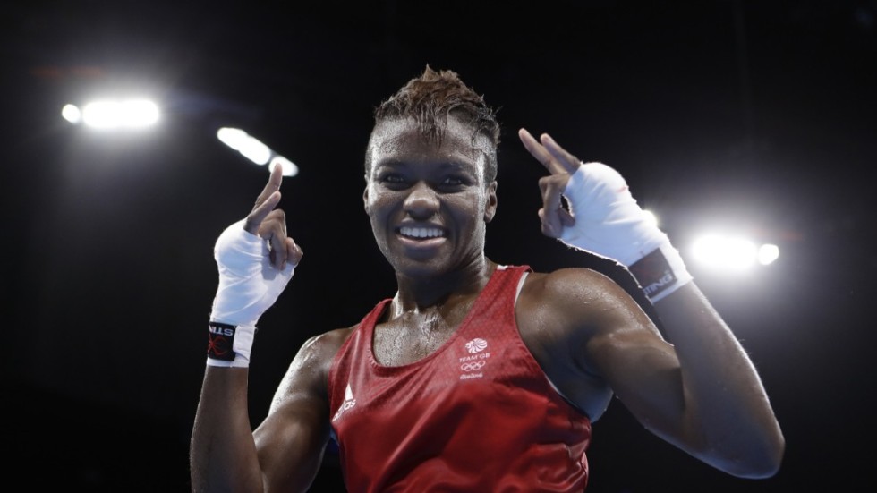 Boxaren Nicola Adams dansar tillsammans med proffsdansaren Katya Jones. Arkivbild.