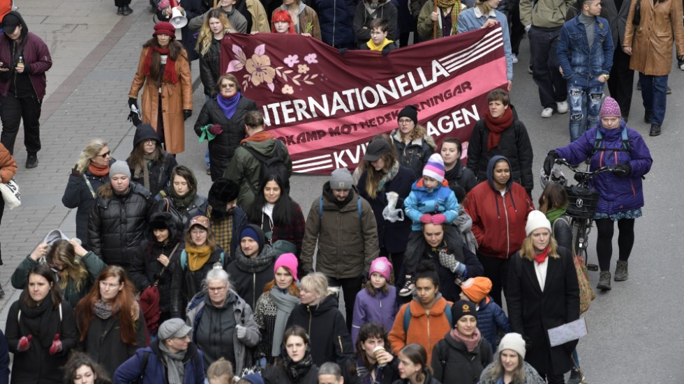 Demonstration i Stockholm på 8 mars 2020. Sen slog pandemin till.