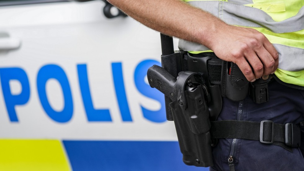 En polisman och hans hustru misstänks ha bedrivit sexhandel på en massagesalong i centrala Stockholm under två års tid. Arkivbild.